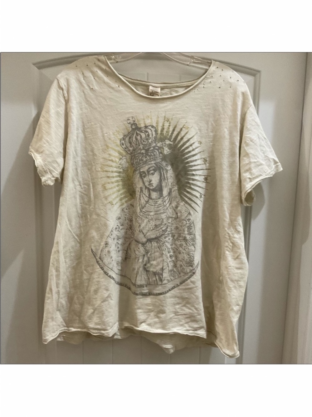 On hold 👛 Magnolia Pearl Virgin Guadalupe Ivory Distressed Short Sleeve Te